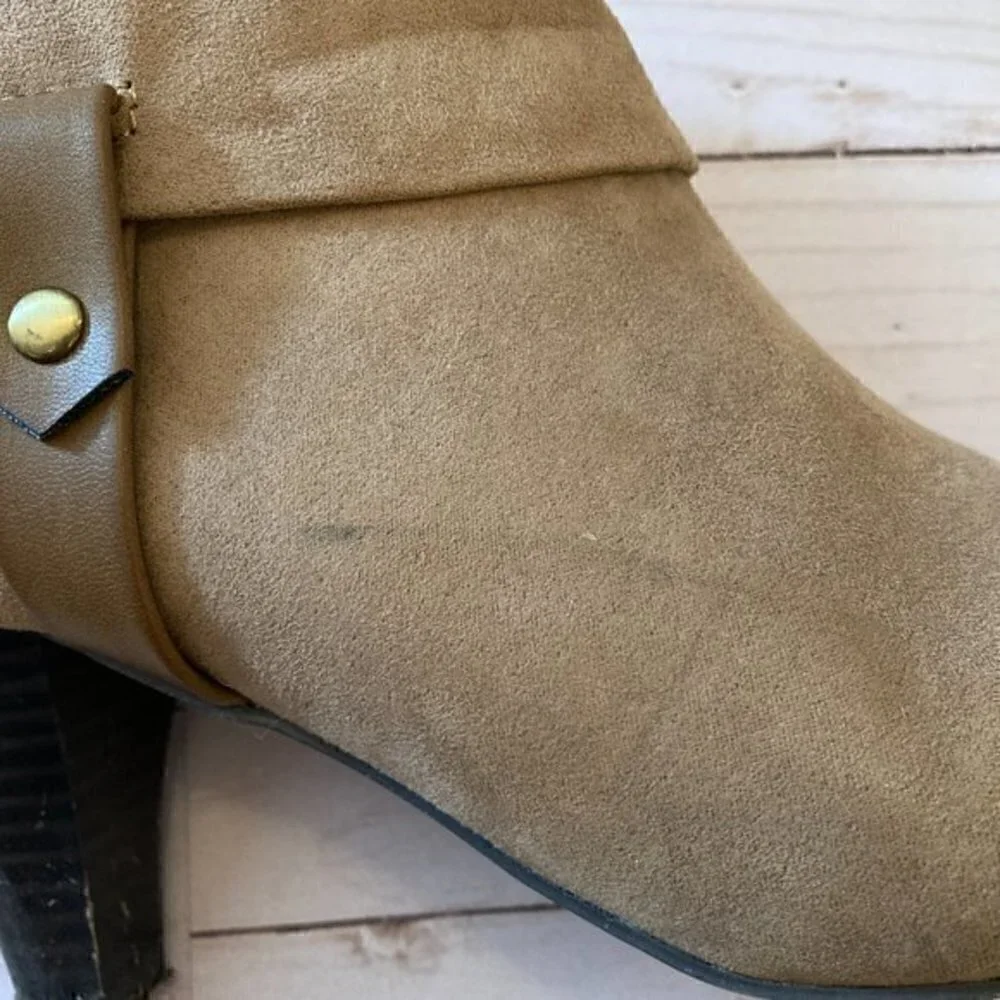 East 5th Heeled Ankle Taupe Brown Almond Toed Booties Sz 7